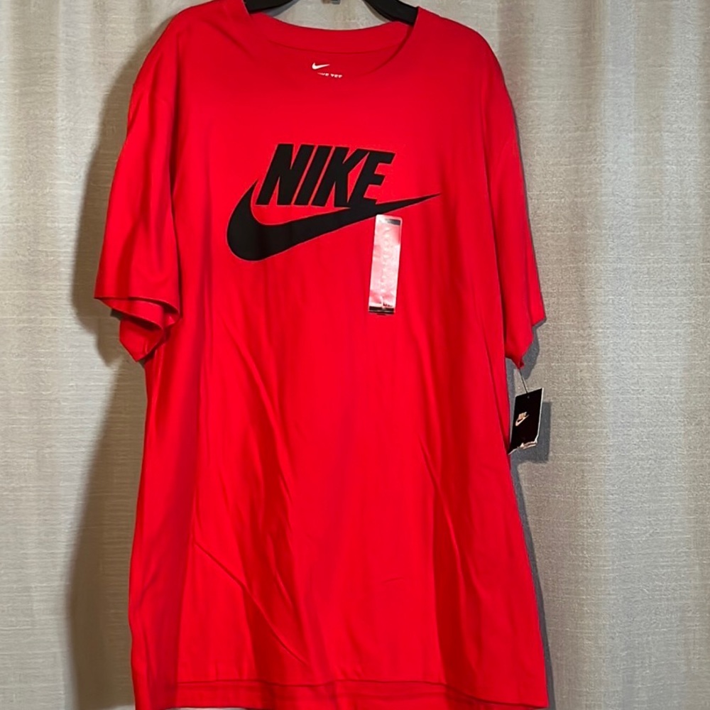 Red Nike mens shirt size xl